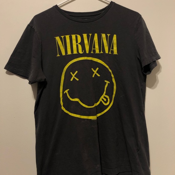 grey medium unisex nirvana shirt - Picture 1 of 3